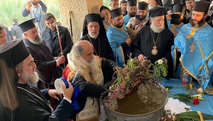 Святкування Хрещення Господнього в Каср-аль-Яхуд на березі Йордану. Фото: rusdm.ru