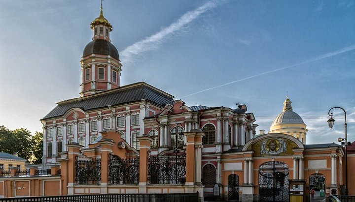 Свято-Троицкая Александро-Невская лавра, Санкт-Петербург. Фото: s4.fotokto.ru