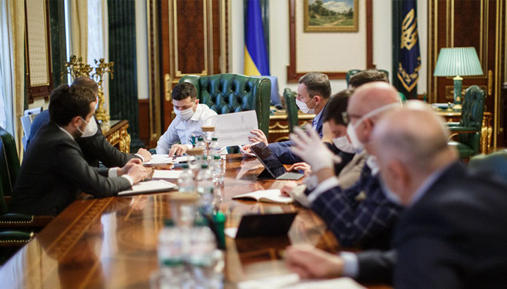 Meeting at the Office of the President of Ukraine on the situation with coronavirus in Ukraine. Photo: president.gov.ua