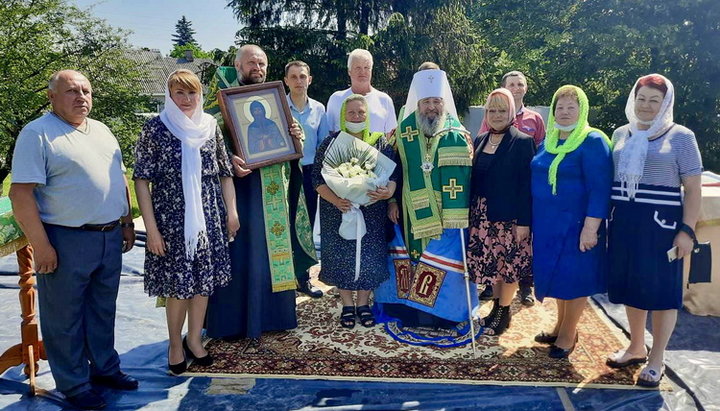 В Ковеле совершили чин основания храма УПЦ при детской поликлинике. Фото: єпархія.укр