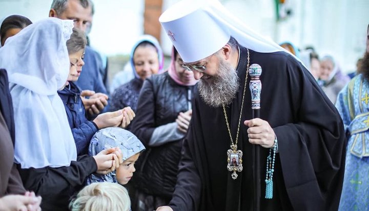 Митрополит Антоний в Святогорской лавре. Фото: facebook.com/Митрополит Антоний