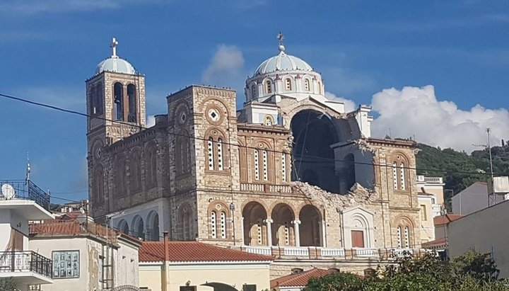 Храм Пресвятої Богородиці о. Самос після землетрусу. Фото: samos24.gr