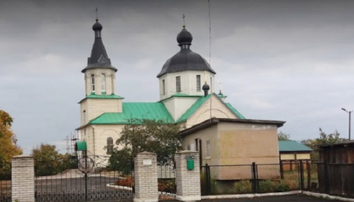 Храм Різдва Пресвятої Богородиці в смт. Іванків. Фото: news.church.ua