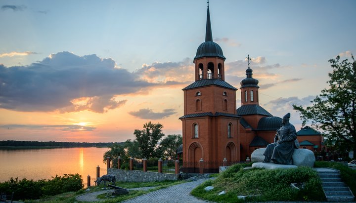 Спасо-Преображенский храм в Келеберде. Фото: wikiredia.ru