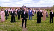 Відео «Христос Воскрес на 12 мовах» очолило тренди Youtube