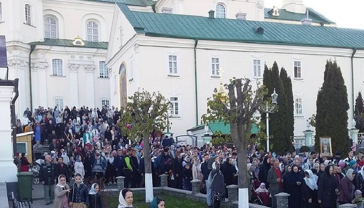 В Почаевской лавре празднуют память преподобного Амфилохия Почаевского. Фото: СПЖ