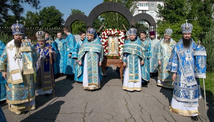 В Луганской епархии прошли торжества в честь иконы Богородицы «Луганская»