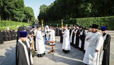 უმე-ში ლოცვით მიაგეს პატივი დიდი სამამულო ომის დროს დაღუპულების ხსოვნას