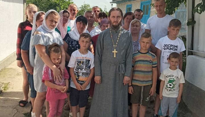 Община УПЦ села Садки в Тернопольской области. Фото: bf-favor.org