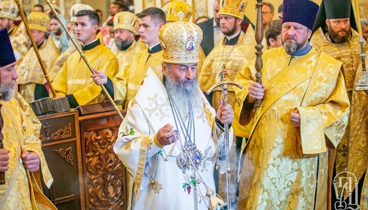 Всенощное бдение в Киево-Печерской лавре во главе с Блаженнейшим Онуфрием. Фото: news.church.ua