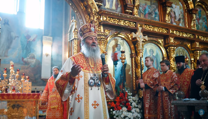 Блаженнейший Митрополит Онуфрий в кафедральном соборе Житомира. Фото: скриншот видео Youtube-канала Украинской Православной Церкви.