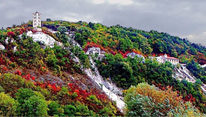 Лядівський скельний монастир. Фото: monasteries.org.ua