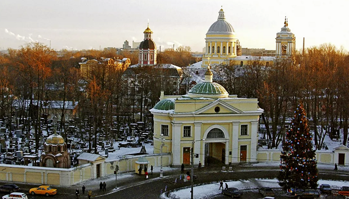 Свято-Троицкая Александро-Невская лавра. Фото: realty.ria.ru