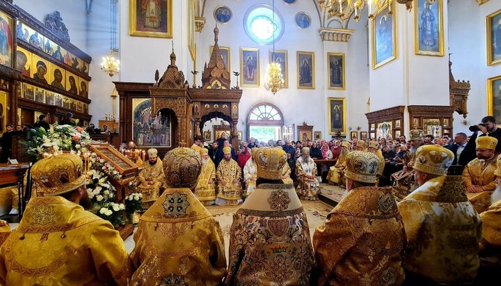 Festivities on the occasion of the 30th anniversary of the Donetsk Eparchy of the UOC in the Sviatogorsk Lavra. Photo: news.church.ua