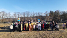 У Добринівцях пройде молебень на місці будівництва нового храму