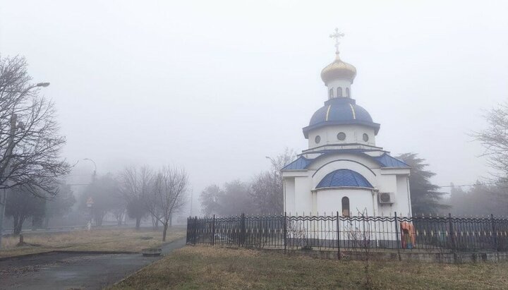 ЗМІ: Інформація про священника УПЦ, який тримає зброю у церкві, – фейк