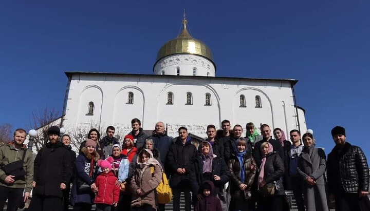 Экскурсия для беженцев по Почаевской лавре. Фото: страница Центра предоставления соцуслуг Почаевской городской рады в Facebook