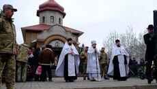 В Полтавской и Черновицкой епархиях УПЦ отпели погибших воинов