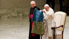 Papa Francisc vrea să se întâlnească cu Putin până a vizita Kievul