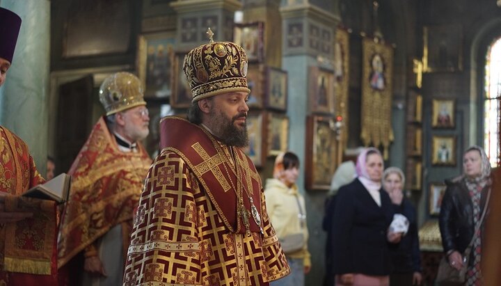 Ієрарх заявив про мовчазну згоду влади на переслідування УПЦ на Галичині