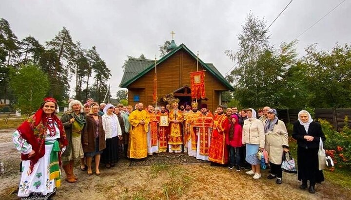 У Клавдієво-Тарасовому ПЦУ відсудила храм у філаретівців