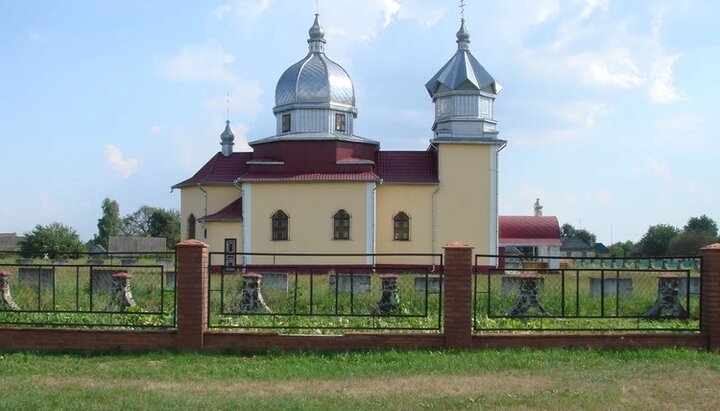 У Ветлах на ПЦУшників відкрили справу за шахрайство та підробку документів