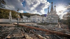 Святогірська лавра просить допомогти купити вугілля, паливо для генераторів