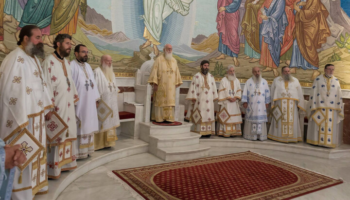 Primate of the Albanian Church Archbishop Anastasios with bishops and clergy. Photo: orthodoxia.info