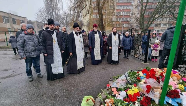 Панахида за жертвами авіакатастрофи у Броварах. Фото: boryspil-eparchy.org/