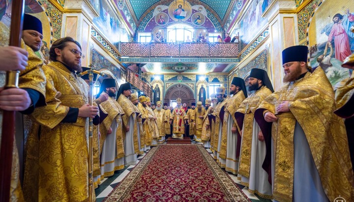 Литургия в Киево-Печерской лавре. Фото news.church.ua