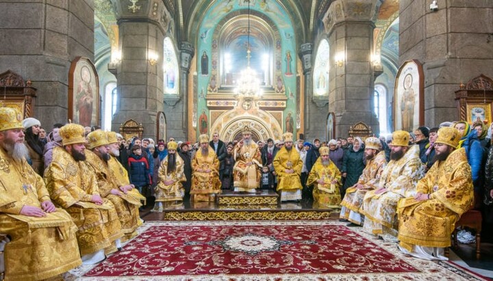 Літургія у соборі Житомира. Фото: news.church.ua