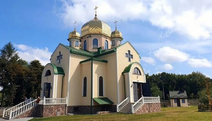 Івано-Франківська єпархія: Погрози захопити собор – це кримінальна стаття