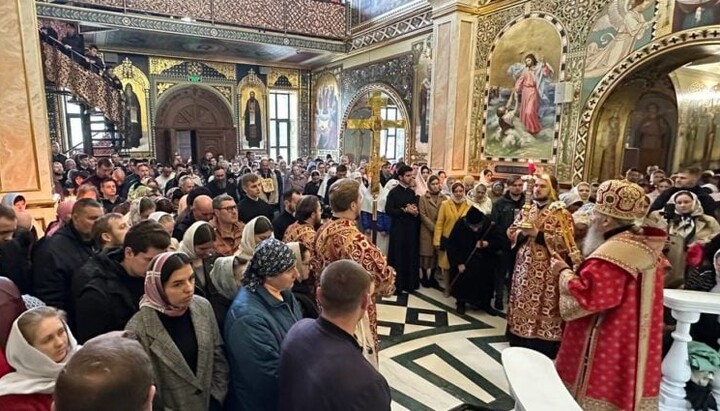 Литургия в Лавре. Фото: news.church.ua