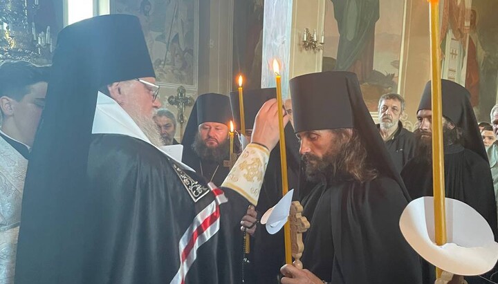 Чернечий постриг у Свято-Володимирському монастирі у с. Колінківці. Фото: сторінка Чернівецько-Буковинської єпархії УПЦ у Facebook