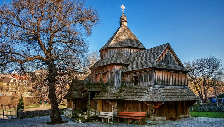 У УПЦ забрали Крестовоздвиженский храм в Каменце-Подольском. Фото: Минкульт