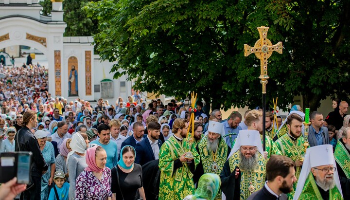 У Києво-Печерській лаврі пройшла хресна хода в день пам'яті прп. Антонія