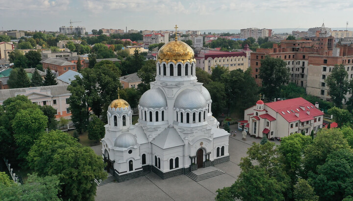 Кафедральный собор Каменец-Подольского. Фото: svsobor.wixsite.com