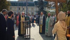 Києво-Печерська лавра закликає вірян на молитву