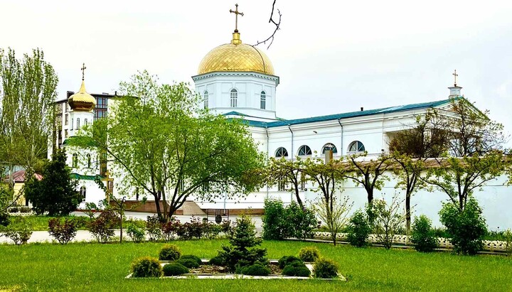 В Херсоні під обстріл потрапив Свято-Духівський кафедральний собор УПЦ