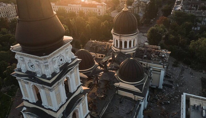 Зруйнований Преображенський собор в Одесі. Фото: t.me/V_Zelenskiy_official