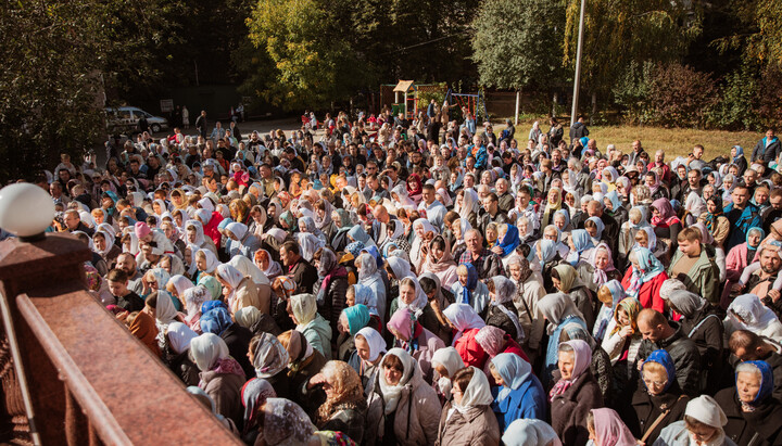 Свято Покрови Богородиці в Миколаївському храмі УПЦ м. Хмельницького. Фото: сторінка Хмельницької єпархії у Facebook