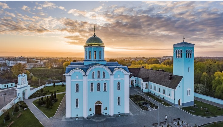 Успенський собор УПЦ у Володимирі на Волині. Фото: anga.ua