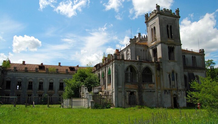 Червонський жіночий монастир УПЦ на честь Різдва Христового. Фото: inok.info