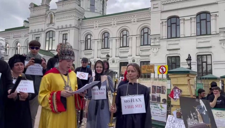 Прокуратура скасувала ухвалу про закриття справи щодо активістів під Лаврою