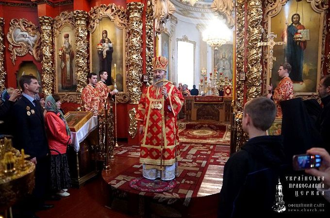 Предстоятель УПЦ звершив святкову Літургію в Мгарському монастирі