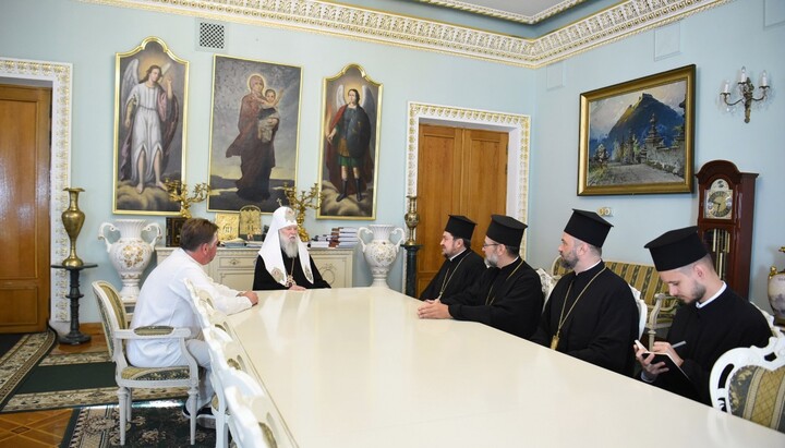 Filaret and the Phanar delegation. Photo: UOC-KP