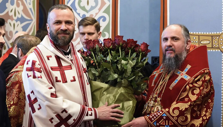 Bishop Michael of Comana and Epifaniy Dumenko. Photo: pomisna.info