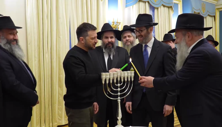 Zelensky and Ukraine's rabbis. Photo: Screenshot from video t.me/V_Zelenskiy_official