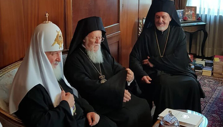 Metropolitan Emmanuel of Chalcedon Accuses Moscow Patriarchate Schismatic