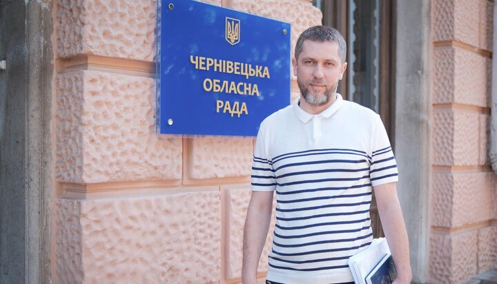 Глава Черновицкого облсовета пообещал искоренить «московские церкви»